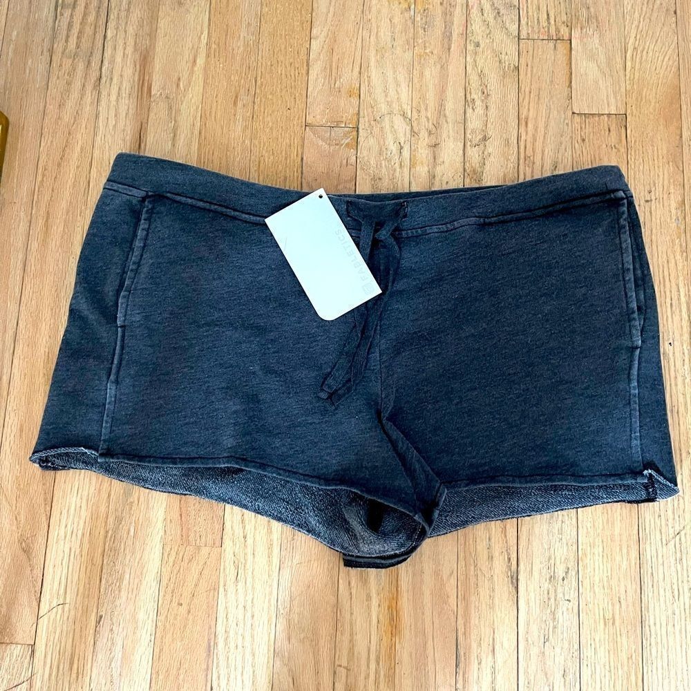 New fabletics shorts sz xxL